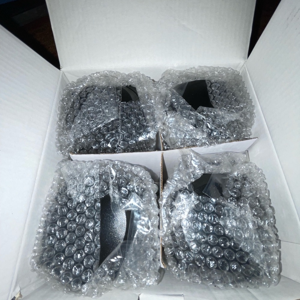New Set of 4 Portable Lanterns - Picture 2 of 2